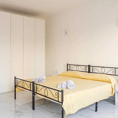 1bdr 4p Flat In ונטימיגליה
