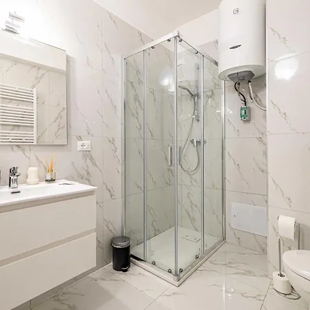 1bdr 4p Flat In Lägenhet