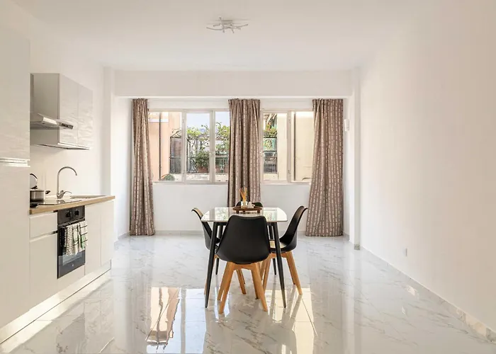 1bdr 4p Flat In Διαμέρισμα Βεντιμίλια